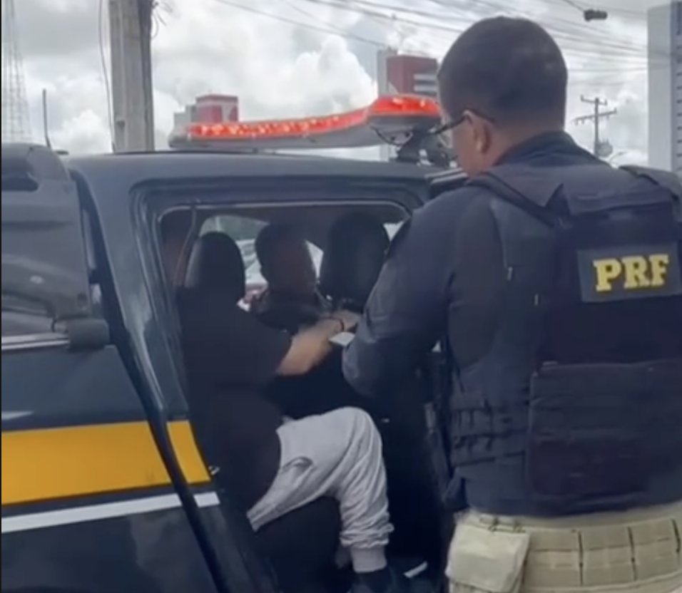 Ação da PRF em Feira assegura transporte urgente de paciente renal para transplante em Salvador